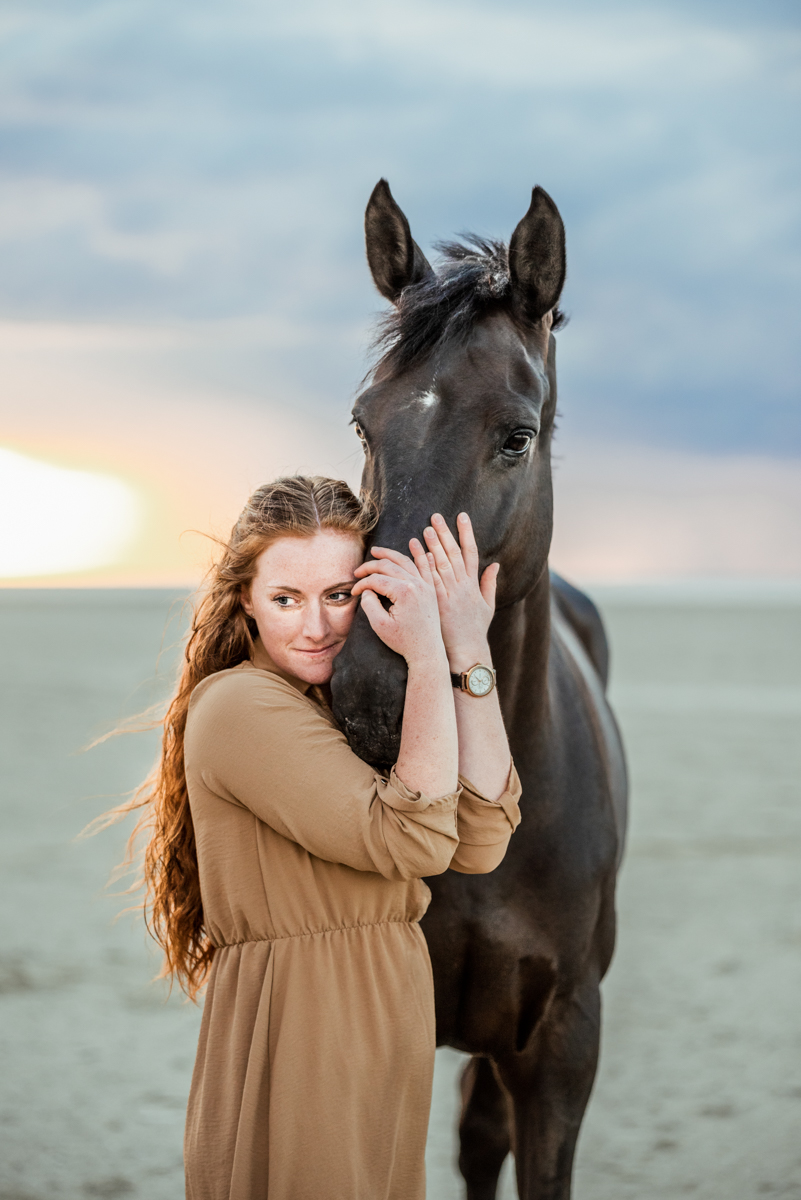 Shooting-photo-equestre-plage-Helene-Guillet-Photographe-15 Dégustation de Champagne & Yoga - Champagne Louis Brochet par Hélène Guillet Photographe