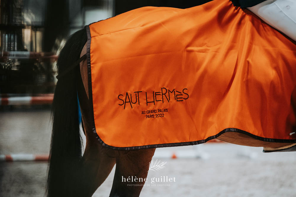 helene-guillet-photographe-saut-hermes-15 Mariage Moody, Clos de la robe